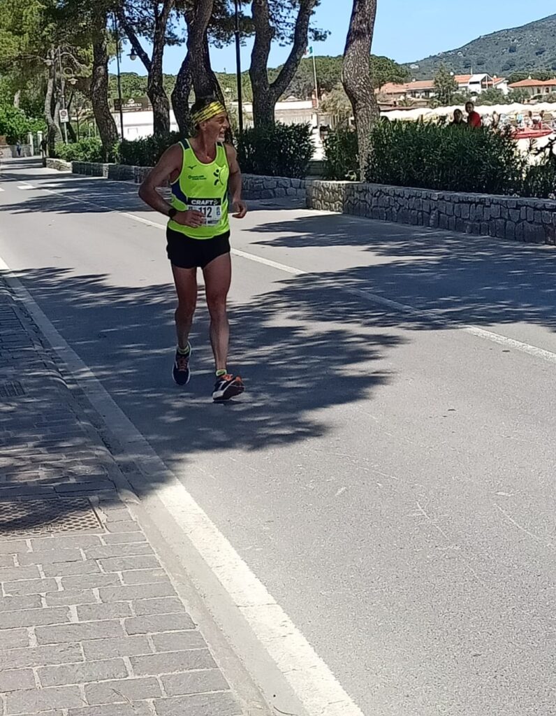 Il presidente ammira il panorama durante la maratona